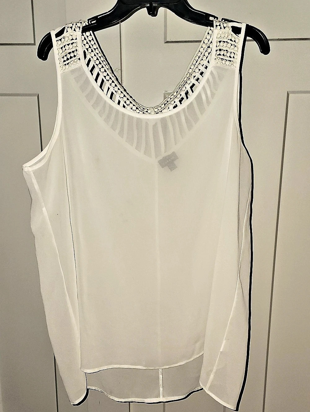 Torrid Embroidered Crinkle Chiffon Crochet Lace Trim Tank